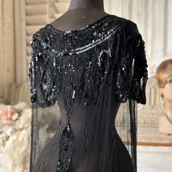 1920s Jet Perlen -Beaded Antique Dress - Antik Kleid Glasperlen Pailletten bestickt Flapper