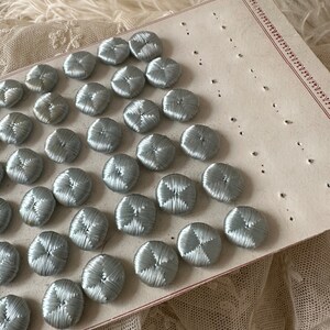 Stunning antique 1920s French button card with 48 dainty buttons in baby blue image 4