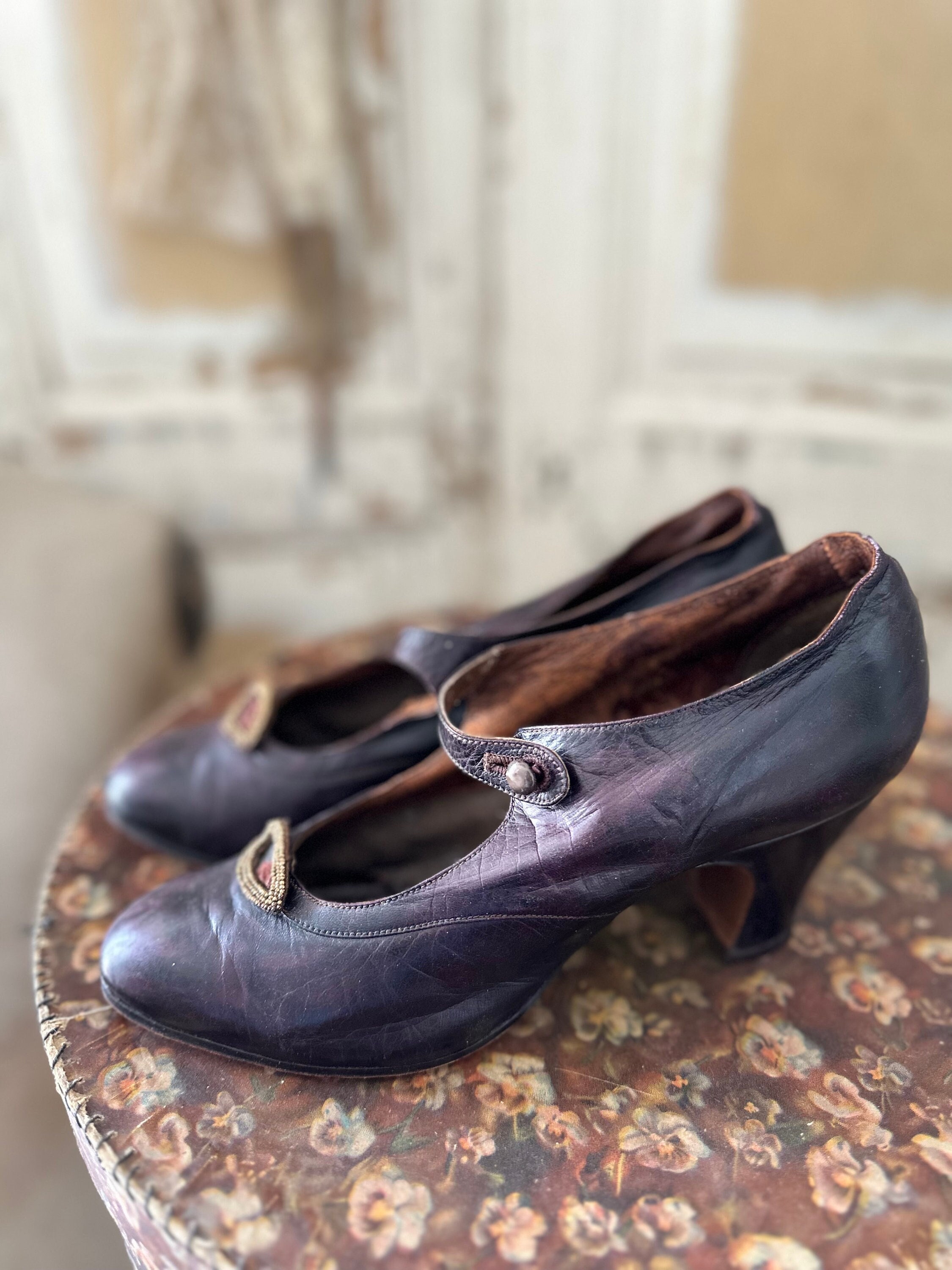 Antique Shoes - Bally - Beurer Zurich - Leather Pumps - Mary