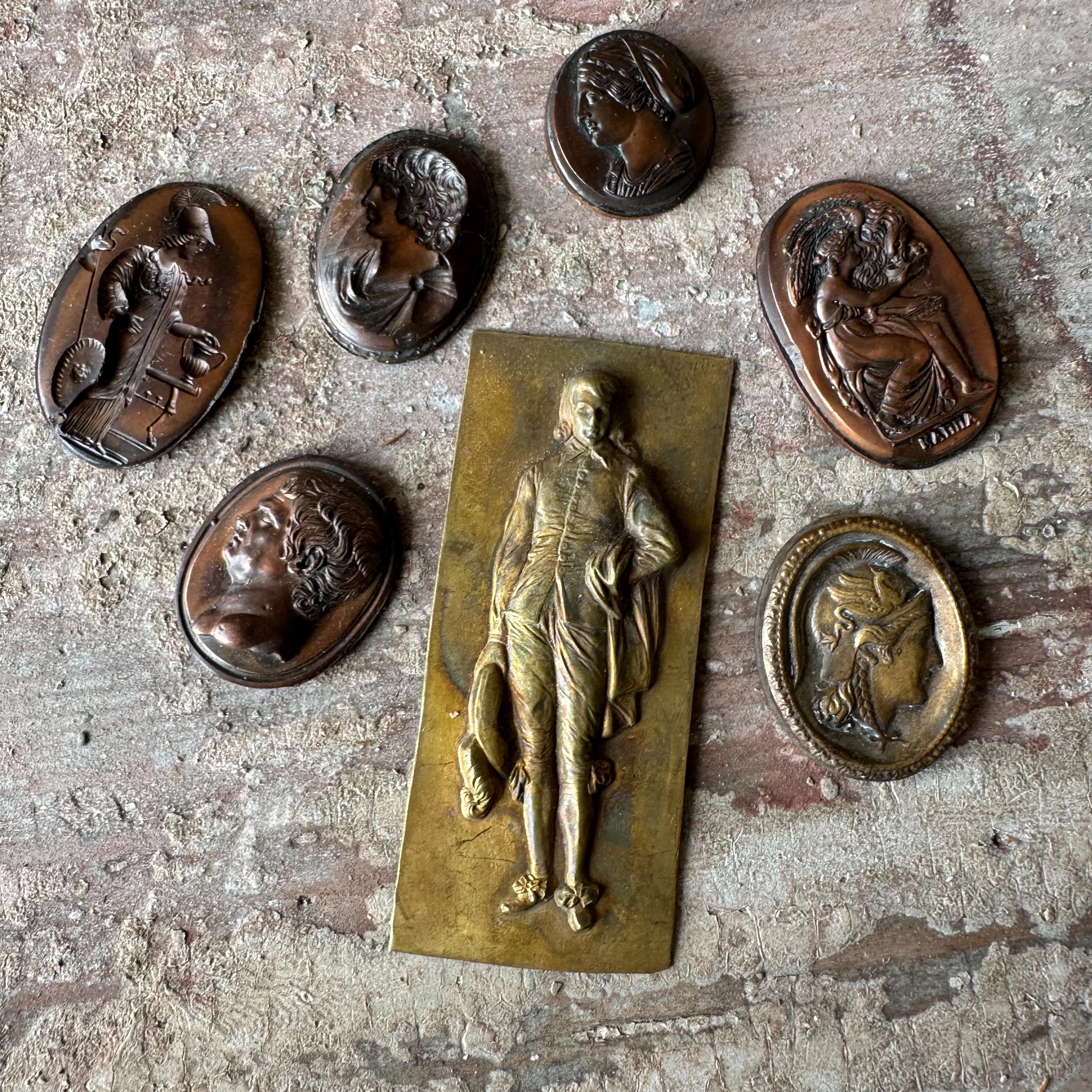 Objetos metálicos antiguos España