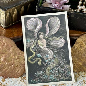 Antieke Magische Feekaart met Glitters – Reutlinger circa 1910 – Art Nouveau Magie uit Parijs – Belle Epoque