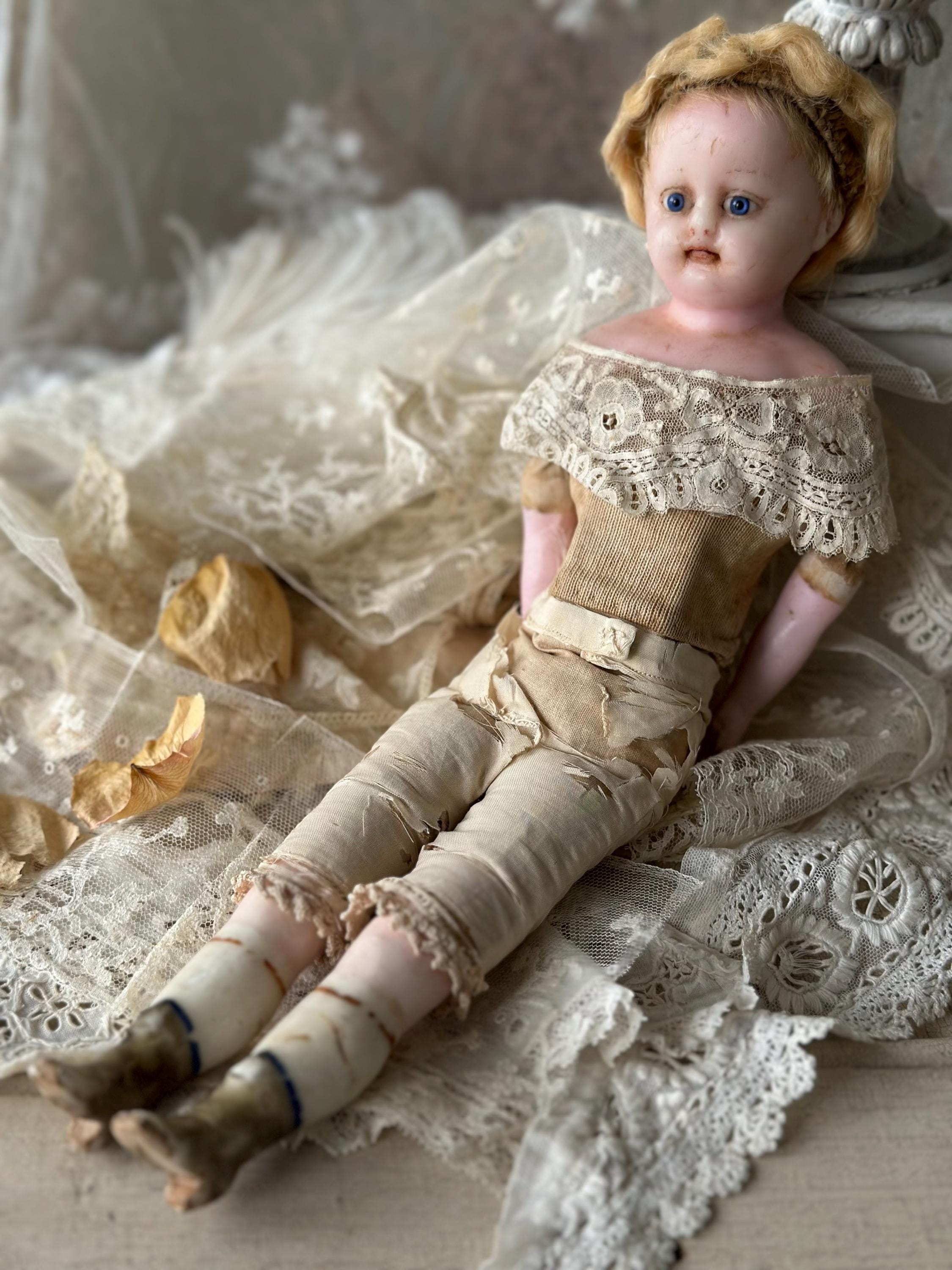 * antique doll ୨୧ ストローハットの ペグドールさん Heubach 302.5 Bisque Doll for sale at auction on 11th