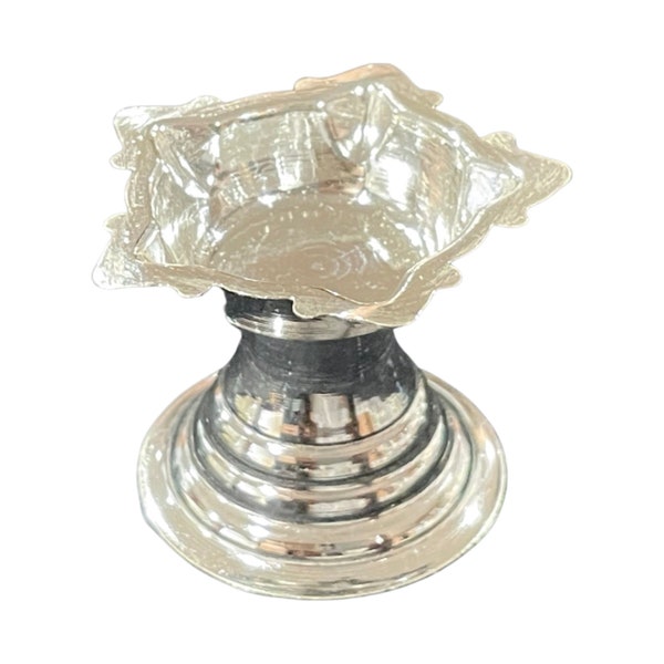 925 Sterling Silver Hallmarked 5-Star Diya (Kundulu / Vilakku)