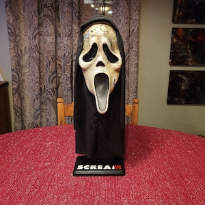 Scream 6 Ghostface Movie Display Head