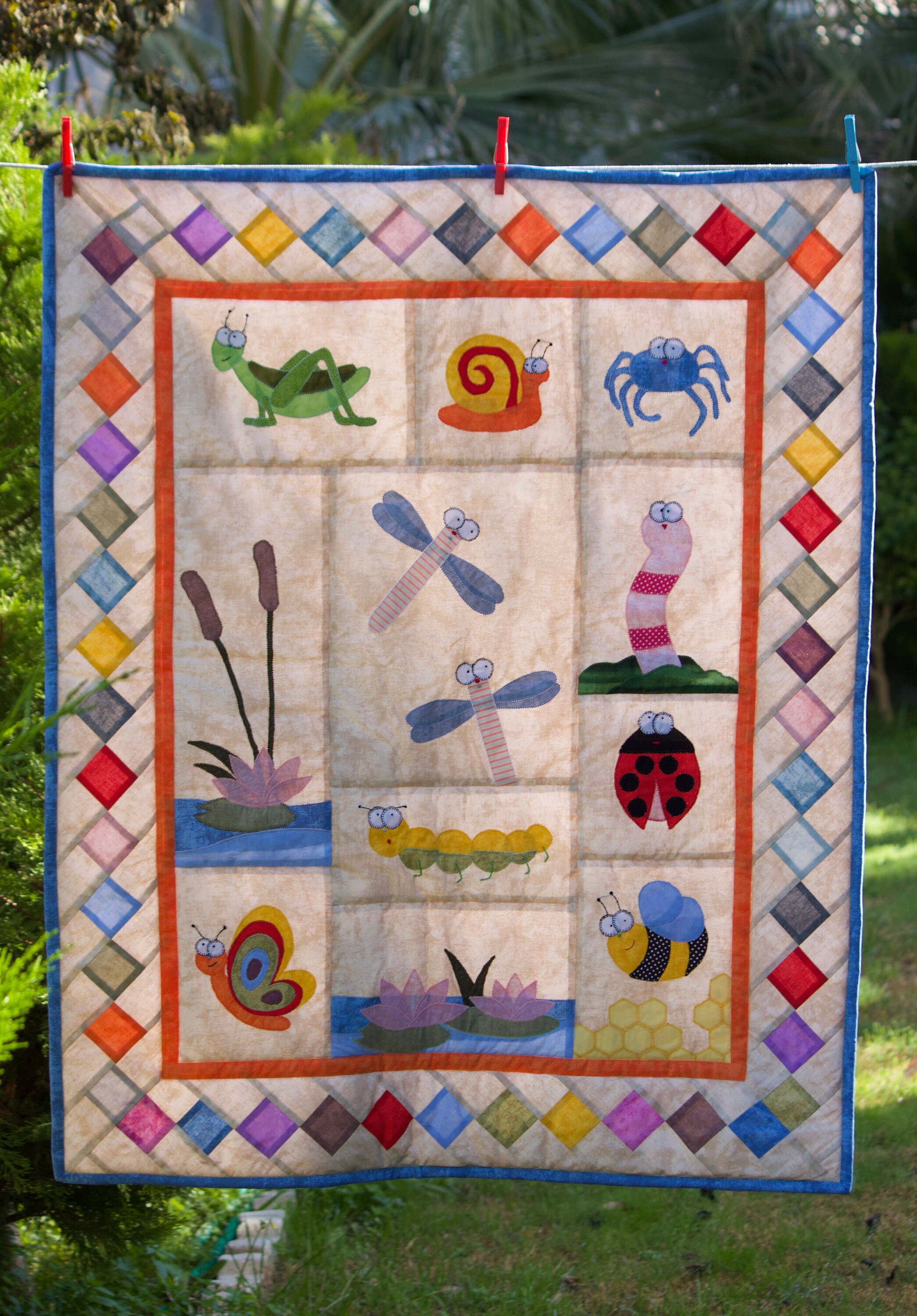 Neutral Baby Quilt, Newborn Blanket, Nursery Decor, Animal Baby Bedding.