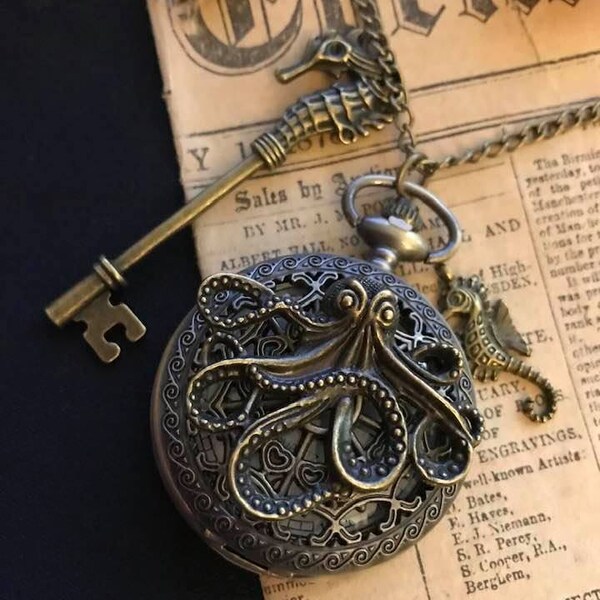 Bronze Kraken Cthulhu Pocket Watch Steampunk Octopus Necklace Pendant Vintage Seahorse Key Gothic