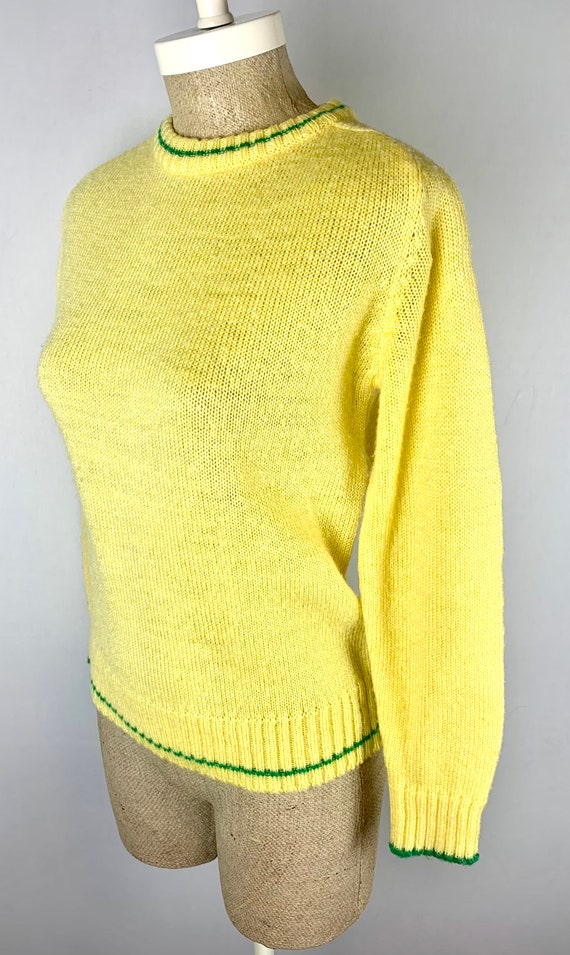 Vintage 60s 70s Mod Yellow and Green Striped Pull… - image 6