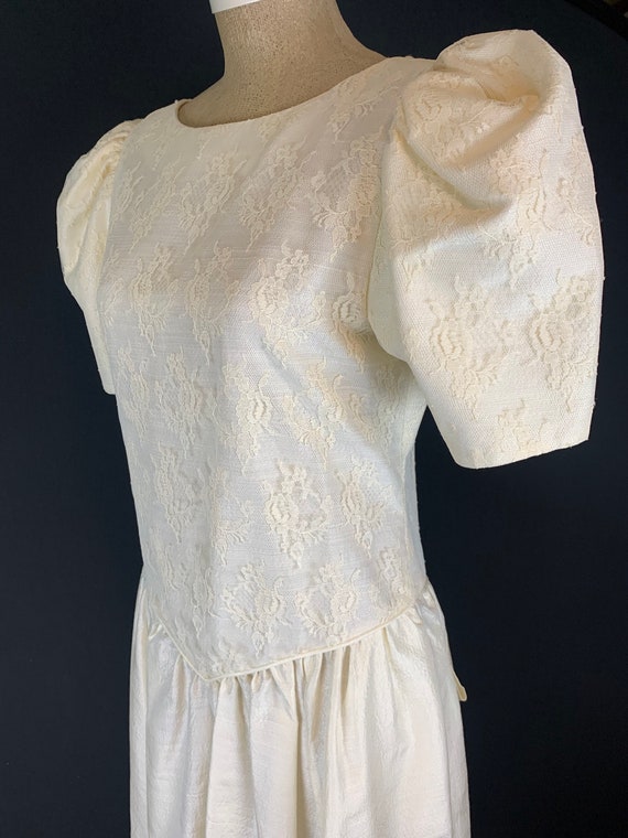 White Lace Full Skirt Regencycore Dress | Vintage 80’… - Gem