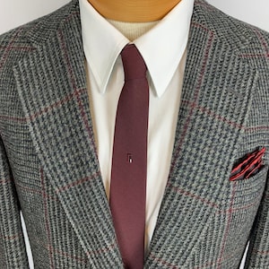 Vintage Austin Reed Gray and Burgundy Plaid Tweed Sports Coat/Blazer - British Style- Size 40 Long