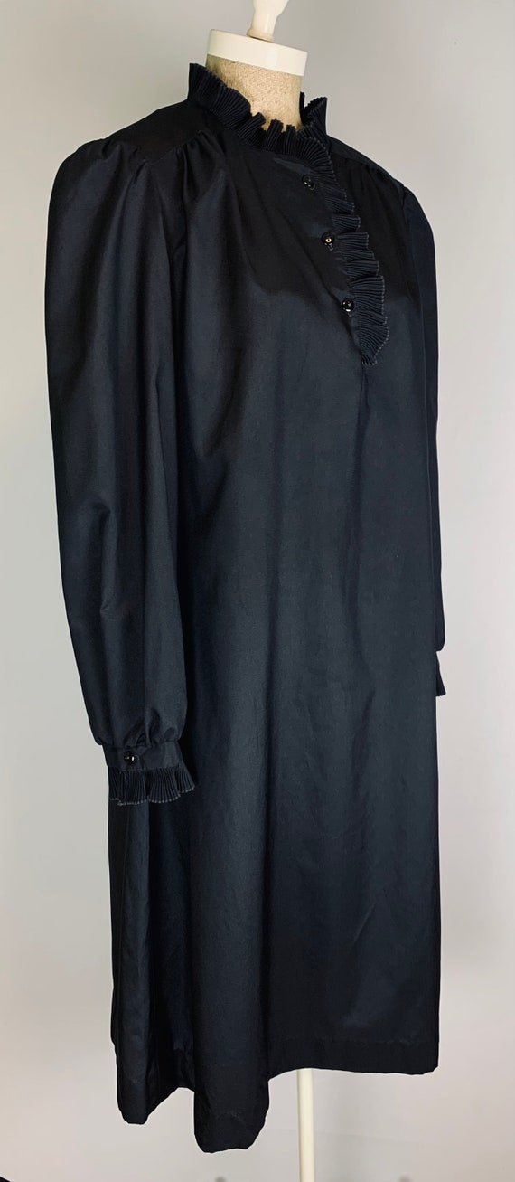 Vintage 60s Black Shift Dress Size Large - image 4