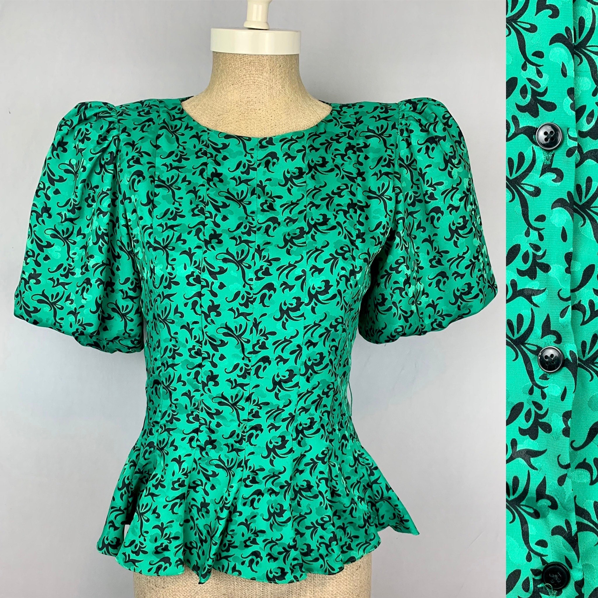 Vintage 80s Green Floral Fit and Flared Top Puff Sleeve Vintage 80s Green Floral Fit and Flared Top Puff Sleeve
