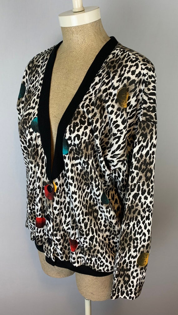 Animal Print Cardigan Sweater | Vintage 80s | Siz… - image 6