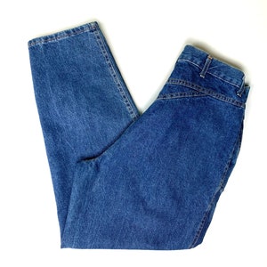 Chic Mom Jeans | Vintage 80s | Pleated Tapered Leg Jeans | High Rise | Size 34 Waist |