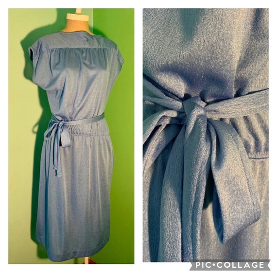 1970s Women’s Light Blue Polyester Dress - image 1