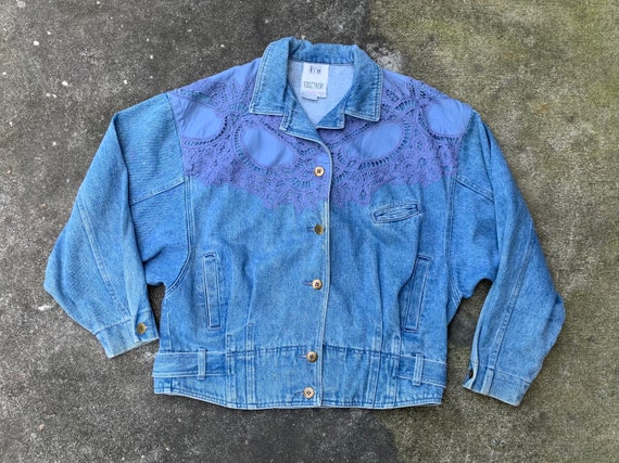 Vintage Women’s 80s Batwing Denim Jacket Lace - image 1