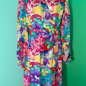 Vintage 80s 90s Women’s Multi-Color Silk Floral Dress