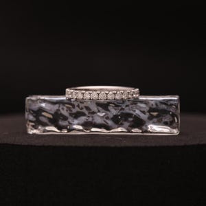 18k White Gold U-Pave Band with Round Brilliant Diamonds
