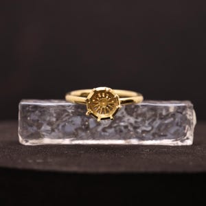 18k Yellow Gold Round Solitaire Mounting, MOUNTING ONLY