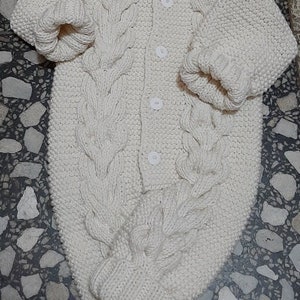 Knitted baby clothes, Newborn knitted clothing, Knitted baby rompers, Unisex handmade romper, Newborn hand knit romper