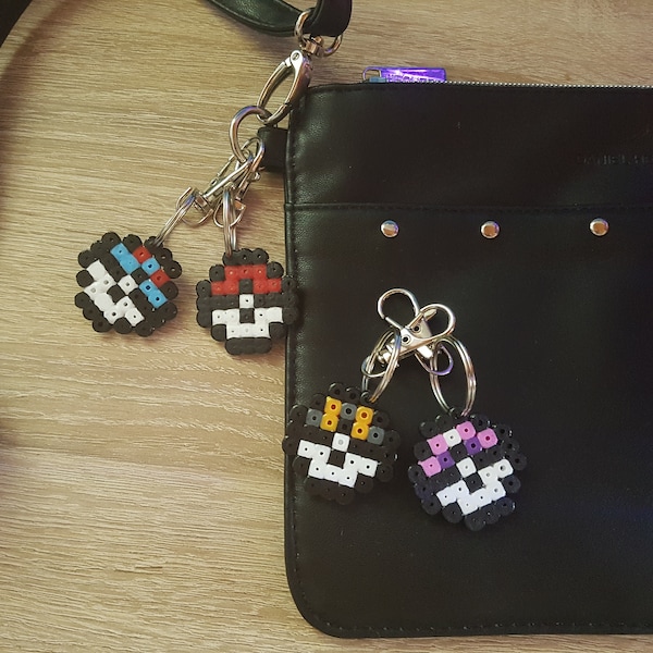 Pokémon Pokéball Bead Photo Keychain (petit)