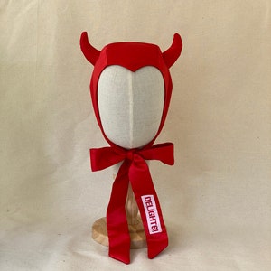 Devil Bonnet (red satin)