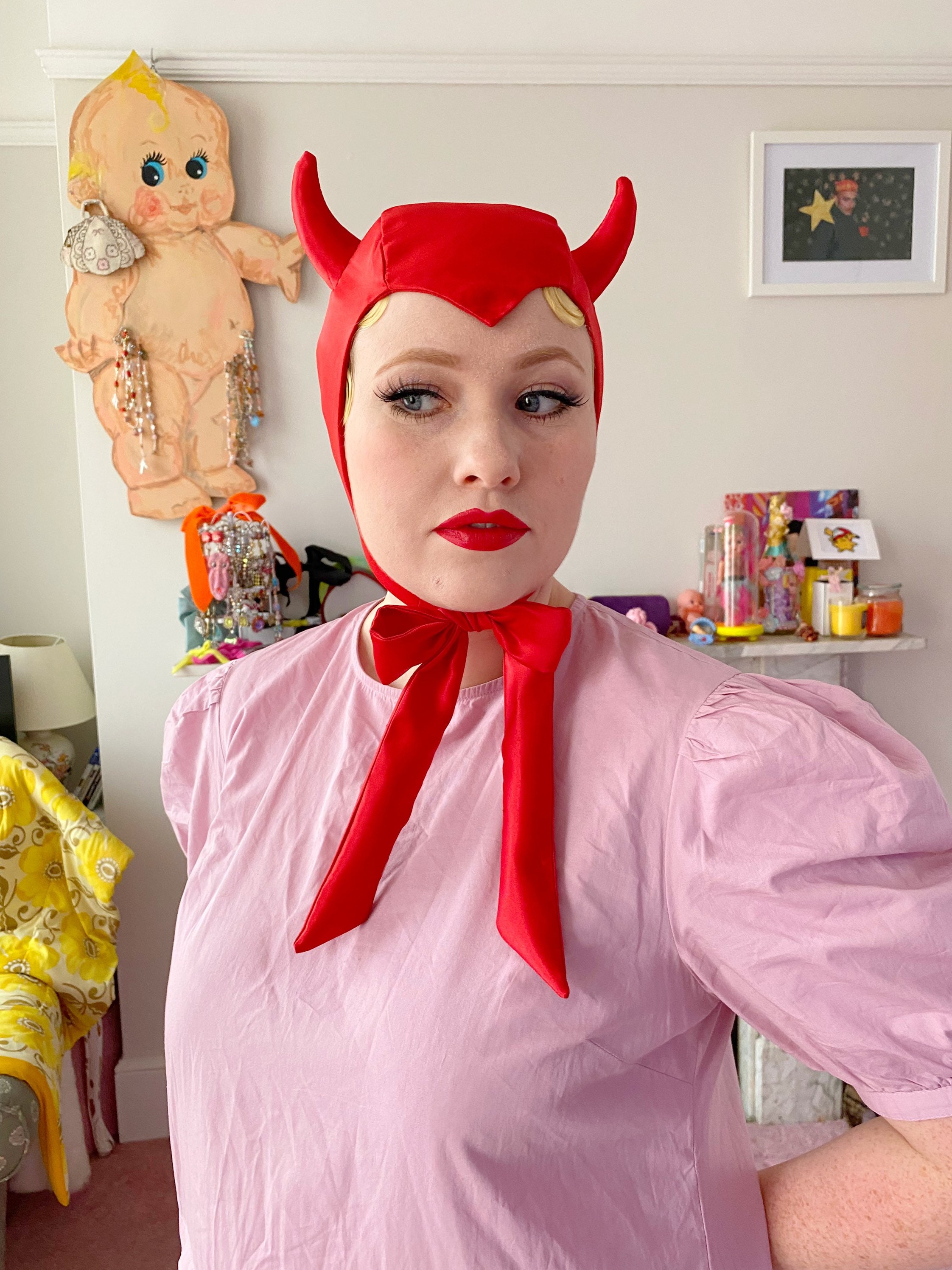 Devil Bonnet (red Satin) - Etsy display picture 1