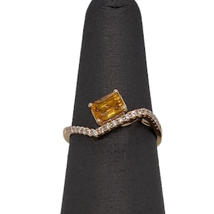 18K Yellow Gold Diamond and Yellow Sapphire Wavy Ring, Yellow Sapphire Cocktail Ring, Diamond Wavy Ring, Yellow Gold Dainty Ring