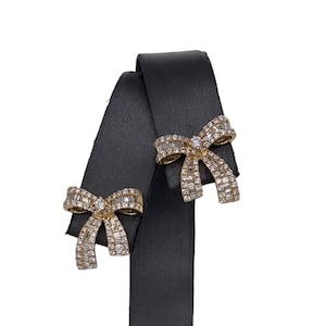 18K Yellow Gold Diamond Bow Earrings, Baguette Diamonds, Bow, Present, Dainty Earrings, Post Earrings, Diamond Earrings