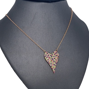 Collana con ciondolo a forma di cuore in oro giallo 14 carati con zaffiri multipli, collana in oro giallo, zaffiri multipli, ciondolo a forma di cuore in oro, gioielli con ciondolo a forma di cuore