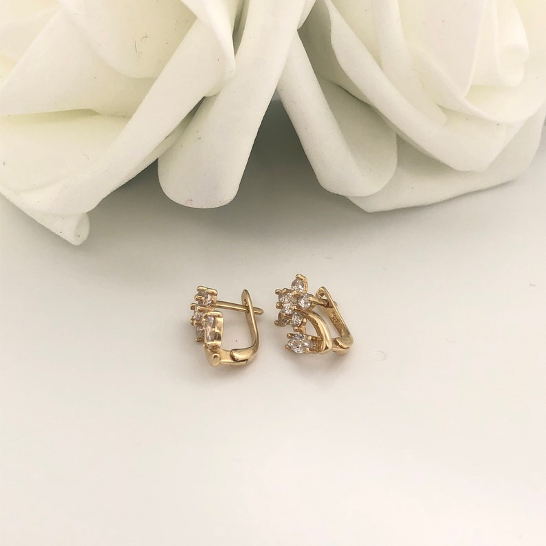 14 K Solid Gold cubic zirconia cz diamonique flower cluster flower stem shape post huggie earrings
