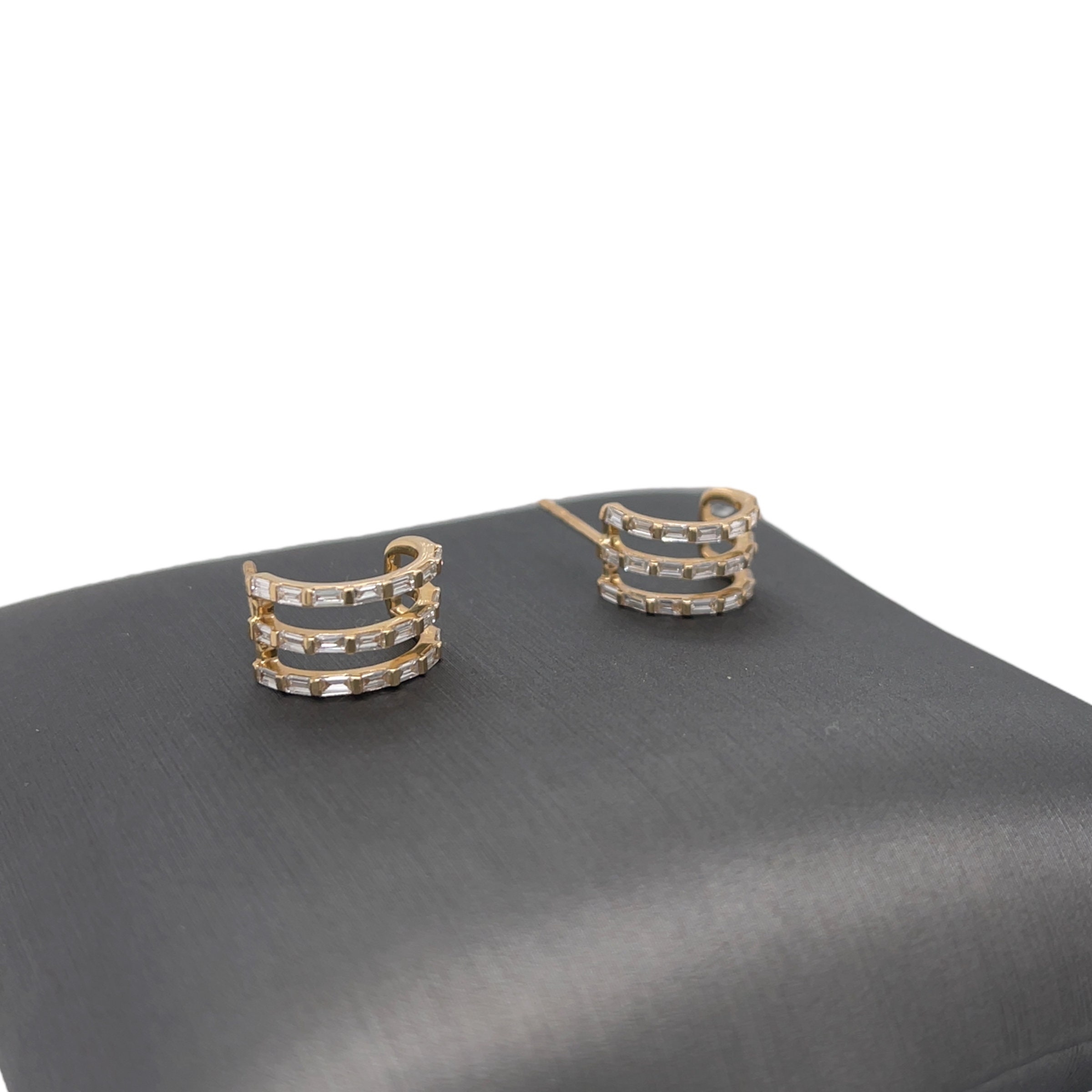 Orecchini A Cerchio Placcati Oro, Zaffiro Blu Lab Creato, Baguette, 3 Carati, Argento