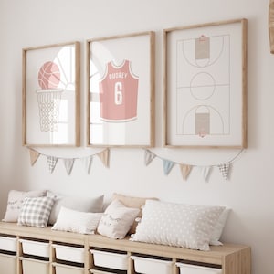Decoración de baloncesto para niñas, láminas de baloncesto para guardería, nombre personalizado de la camiseta, arte mural de baloncesto rosa, decoración deportiva para dormitorio de niñas, descarga digital