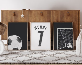 Arte de pared de fútbol, decoración de dormitorio para niños, impresiones de fútbol, juego de 3, regalo deportivo, obras de arte en acuarela, nombre y número personalizados, descarga digital