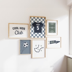 Voetbalkunstwerk, set van 6 digitale prints, sport slaapkamer decor, aangepaste naam jersey, voetbal kunst aan de muur, voetbal afdrukbare kunst, digitale download