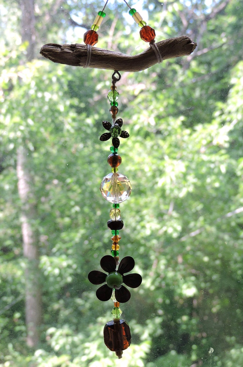 SunCatcher Beaded Curtain SunCatcher for Window Small Beaded SunCatcher Green /& Brown Flower SunCatcher Hanging Beads Sun Catcher