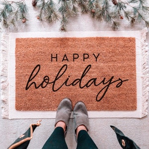 Happy Holidays Doormat, Holiday Doormat, Merry Christmas Doormat, Christmas Welcome Mat, Christmas Decor, Holiday Decor, Farmhouse Christmas