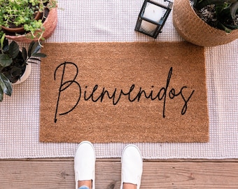 Bienvenidos Doormat, Bienvenidos Welcome Mat, Bienvenidos, Door Mat, Custom Doormat, Personalized Doormat, Custom Welcome Mat, Housewarming