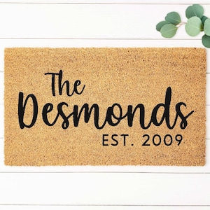 Last Name Door Mat, Personalized Doormat, Custom Doormat, Personalized Welcome Mat, Housewarming Gift, Closing Gift, Newlywed Gift, Wedding