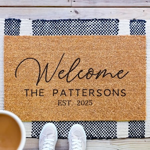 Last Name Doormat, Housewarming Gift, Wedding Gift, Closing Gift, Custom Personalized Doormat, Welcome Doormat, Front Door Mat, Monogram Rug