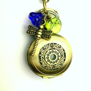 Zakhorlogeketting libelle: antiek messing bloemenhanger met glaskralen