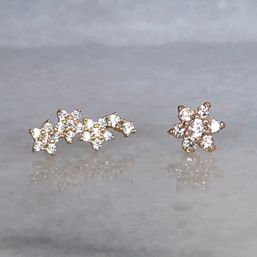 Flower Stud Earrings | 18g Earring Stud Gold shops Ear Climber | Helix Earring, Conch Stud | Single Gold Earring Flat Back Studs