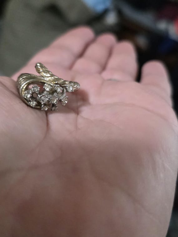 Vintage Rhinestone Cornucopia Ring - image 3