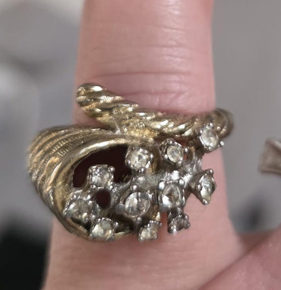 Vintage Rhinestone Cornucopia Ring - image 4