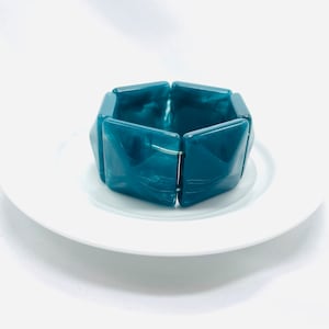 Vintage Stretch Turquoise Lucite Bangle - Unusual Marbled Square Shaped Bangle