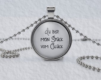 Spruchkette by Perletta 'Du bist mein Stück vom Glück' handmade individualisierbar Geschenke Liebe Freundschaft