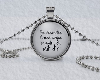 Spruchkette by Perletta 'Die schönsten Erinnerungen sammle ich mit dir' handmade individualisierbar Geschenke