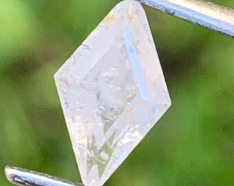 White Sapphire crystal kite 0.85 Ct Natural Unheated Loose Gemstone from Sri Lanka