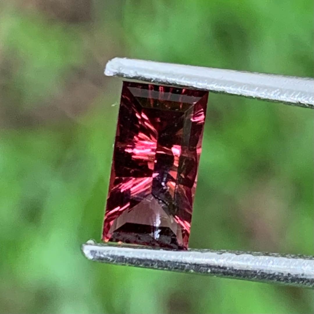 Red Garnet Fantasy Cut / Concave Cut Baguette 0.66 Ct Natural Loose ...