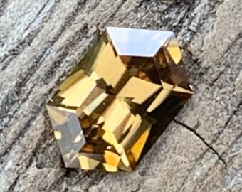 Zircon jaune doré hexagonal allongé de 0,70 ct, pierre précieuse naturelle en vrac pour la fabrication de bijoux