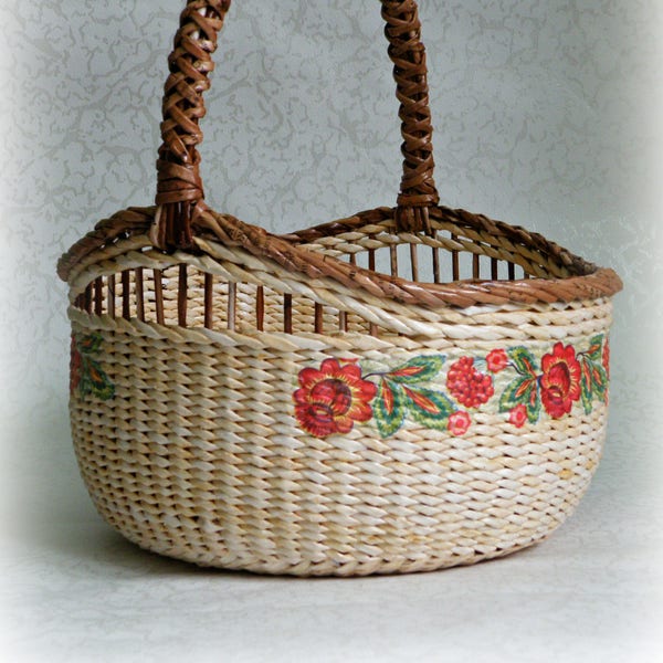 Round beige basket with handle Easter wicker basket Large wicker basket Flower girl basket Large gathering basket Big display basket